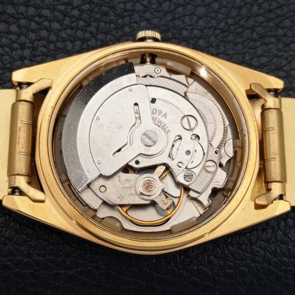 Vintage 1981 Seiko Automatic Mens Gold Watch W/daydate & Black accents - Picture 10 of 10